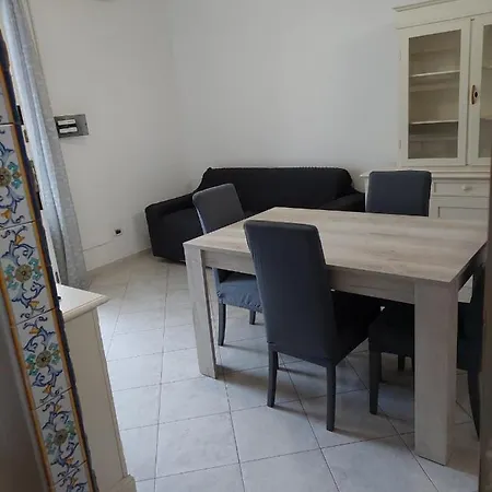 Casa Del Sole Apartment *